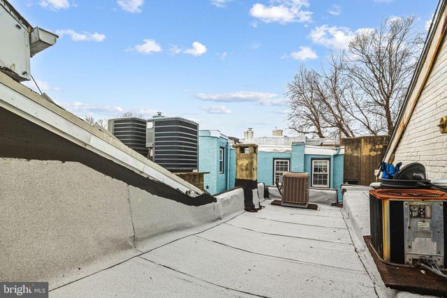 788 S 2ND ST, Philadelphia, PA 19147