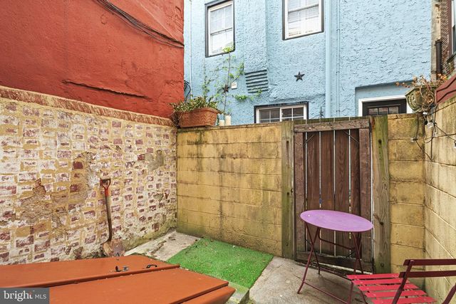 788 S 2ND ST, Philadelphia, PA 19147
