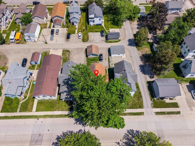 920 WISCONSIN STREET, Oshkosh, WI 54901