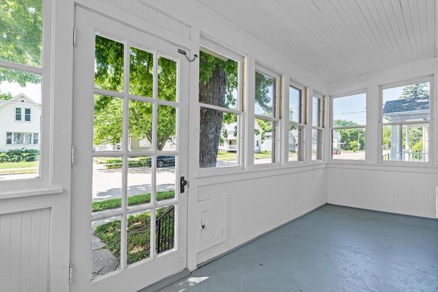 920 WISCONSIN STREET, Oshkosh, WI 54901