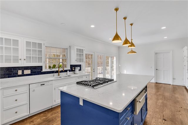 76 Fair Oaks Dr, Fox Chapel, PA 15238