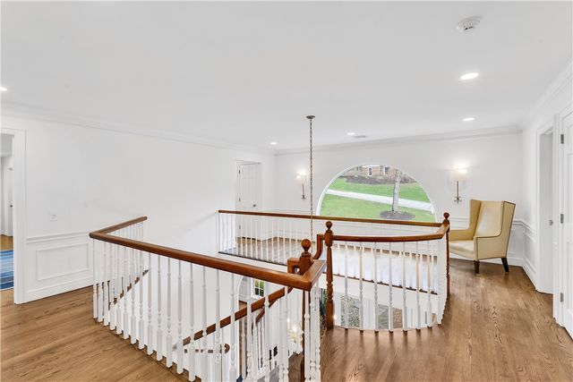 76 Fair Oaks Dr, Fox Chapel, PA 15238