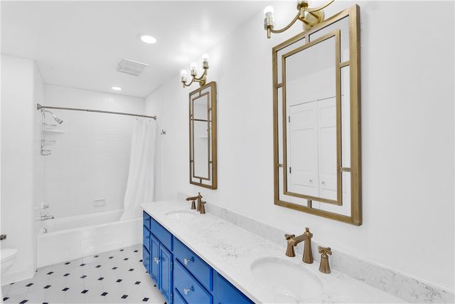 76 Fair Oaks Dr, Fox Chapel, PA 15238