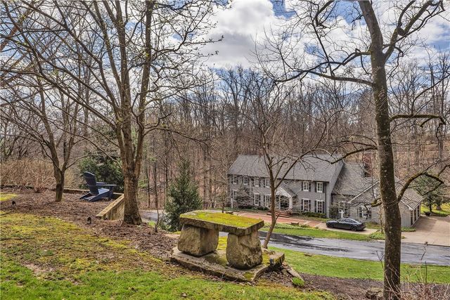 76 Fair Oaks Dr, Fox Chapel, PA 15238