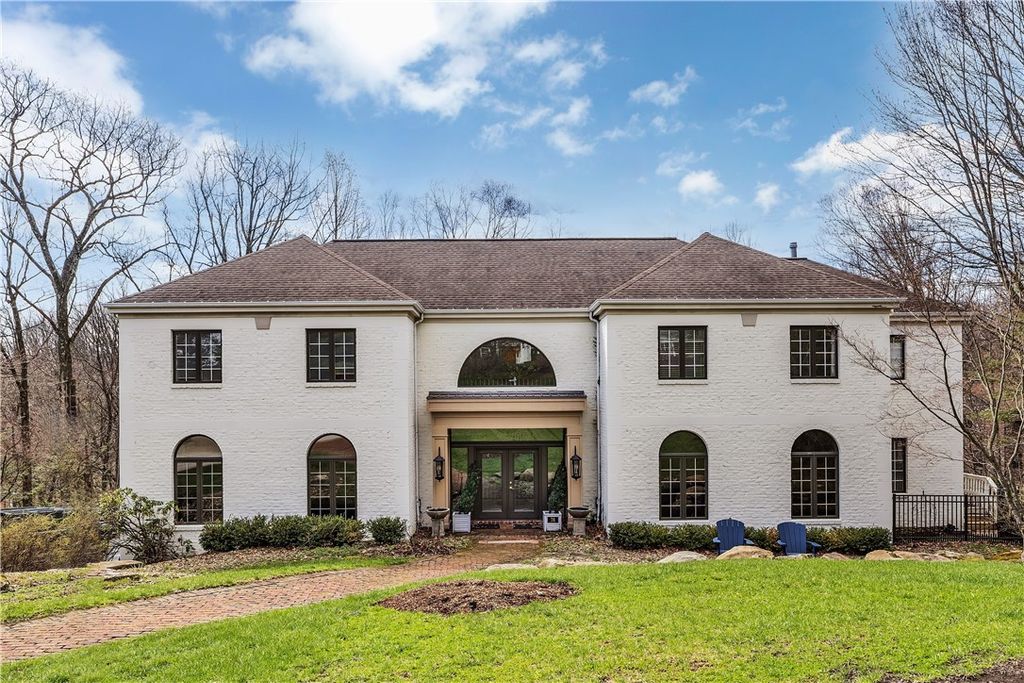 76 Fair Oaks Dr, Fox Chapel, PA 15238