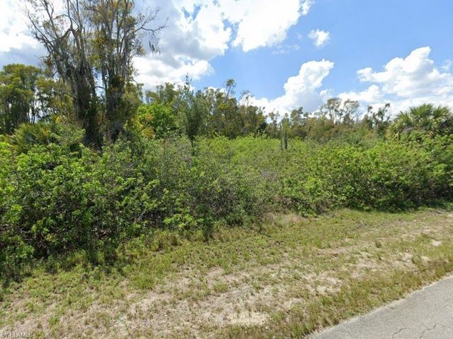 720 Kehosha AVE, Lehigh Acres, FL 33974