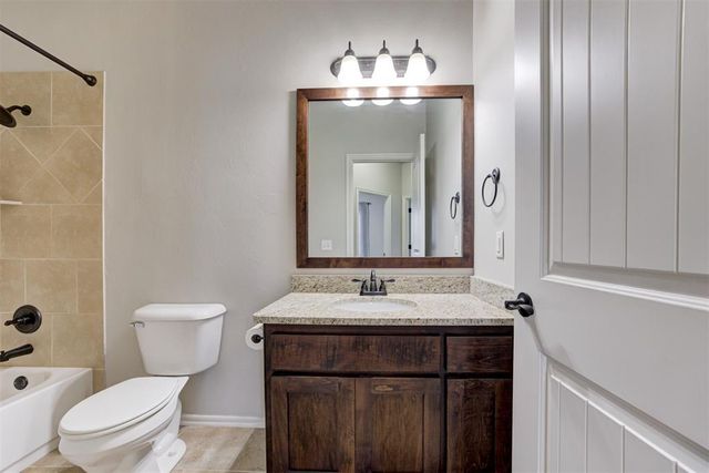 3630 Woodridge Trail, Edmond, OK 73034