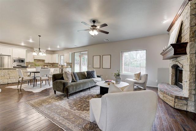 3630 Woodridge Trail, Edmond, OK 73034