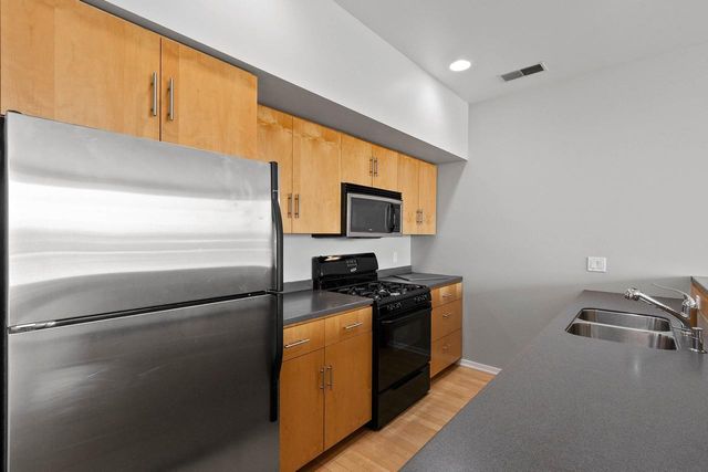 101 CHERRY STREET #208, Green Bay, WI 54301