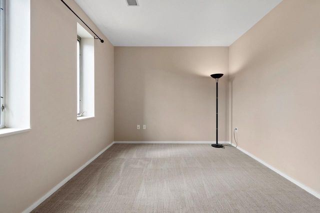 101 CHERRY STREET #208, Green Bay, WI 54301