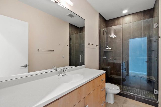 101 CHERRY STREET #208, Green Bay, WI 54301