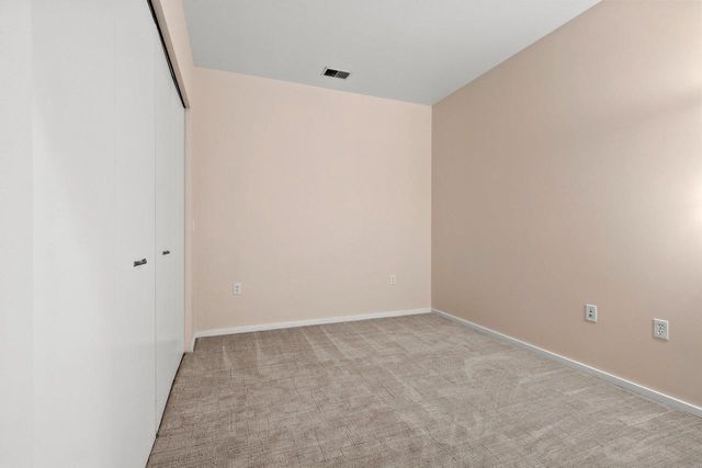 101 CHERRY STREET #208, Green Bay, WI 54301
