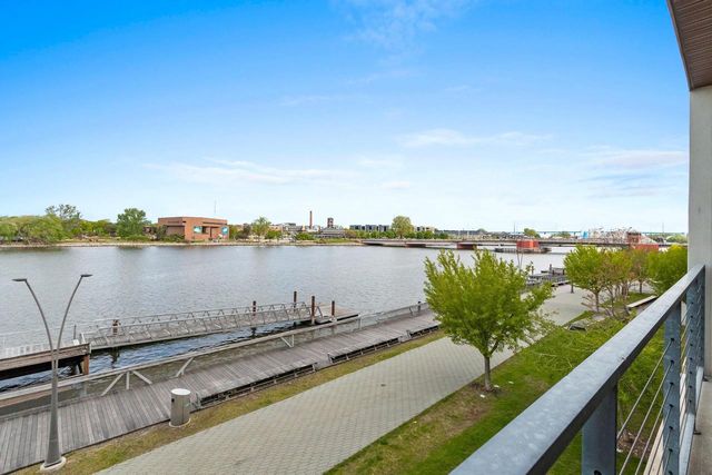101 CHERRY STREET #208, Green Bay, WI 54301
