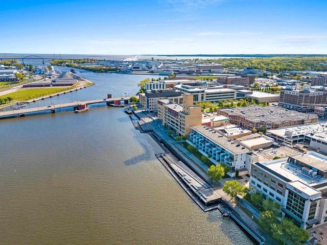 101 CHERRY STREET #208, Green Bay, WI 54301