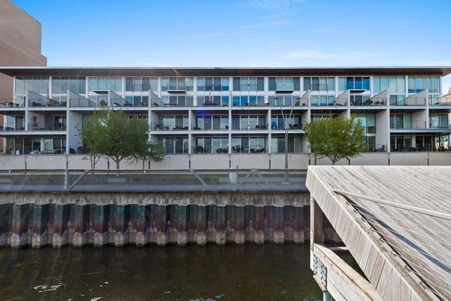 101 CHERRY STREET #208, Green Bay, WI 54301
