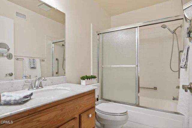 42063 Village 42, Camarillo, CA 93012