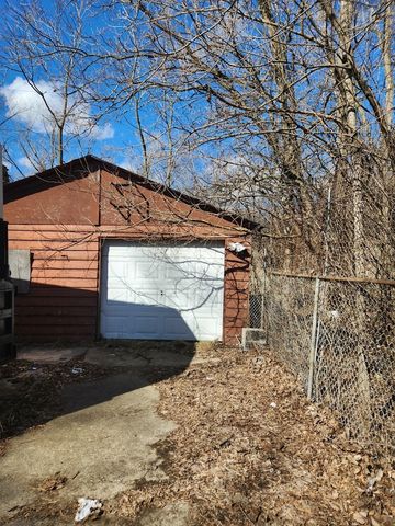 3918 Lincoln Lane, Robbins, IL 60472