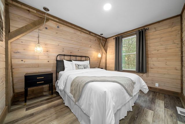 360 Indigo Drive, Ellijay, GA 30540