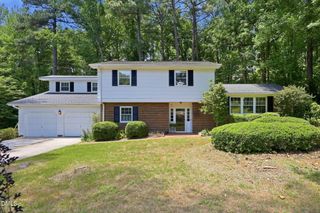 6725 W Lake Anne Drive, Raleigh, NC 27612
