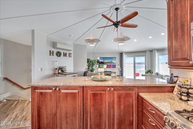 424 E Longport Avenue, Ocean Gate, NJ 08740