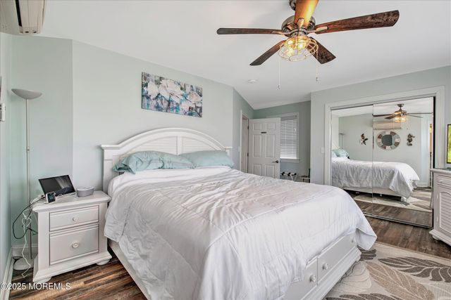 424 E Longport Avenue, Ocean Gate, NJ 08740