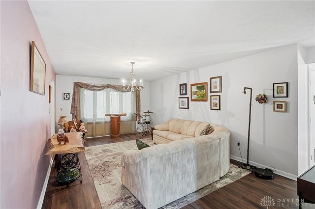 4250 Willow Creek Drive, Dayton, OH 45415