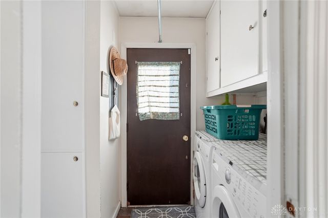 4250 Willow Creek Drive, Dayton, OH 45415