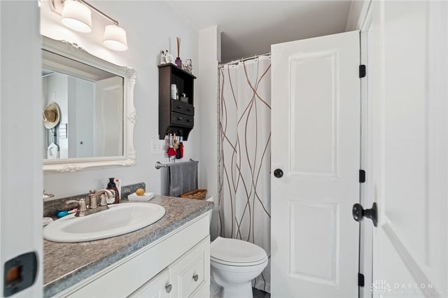 4250 Willow Creek Drive, Dayton, OH 45415