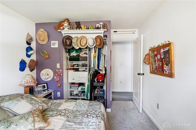 4250 Willow Creek Drive, Dayton, OH 45415