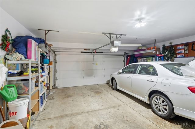 4250 Willow Creek Drive, Dayton, OH 45415