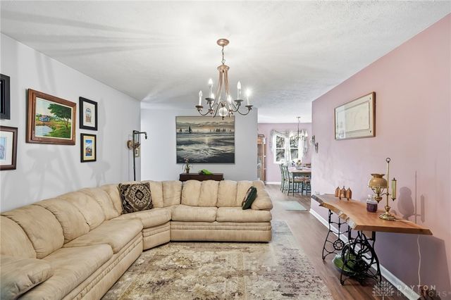 4250 Willow Creek Drive, Dayton, OH 45415