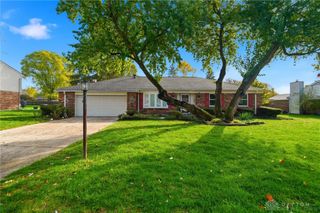 4250 Willow Creek Drive, Dayton, OH 45415