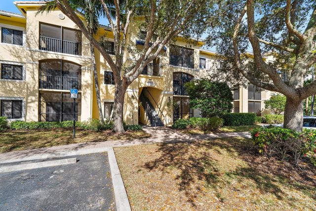 2729 Anzio Court 208, Palm Beach Gardens, FL 33410