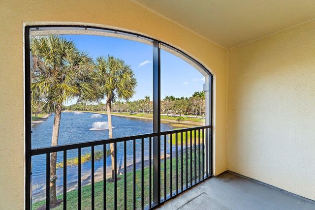 2729 Anzio Court 208, Palm Beach Gardens, FL 33410