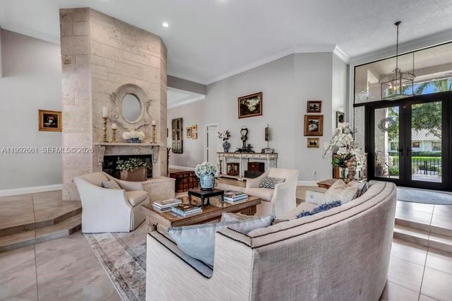 343 Coconut Cir, Weston, FL 33326