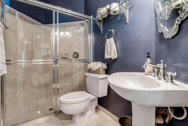 343 Coconut Cir, Weston, FL 33326