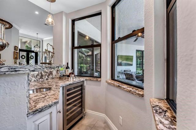 343 Coconut Cir, Weston, FL 33326