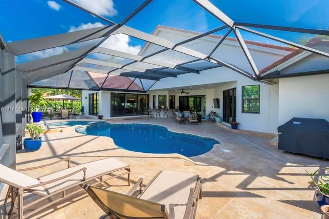 343 Coconut Cir, Weston, FL 33326