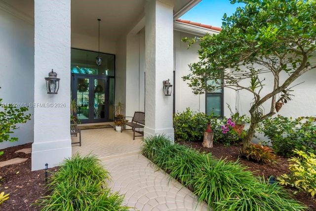 343 Coconut Cir, Weston, FL 33326