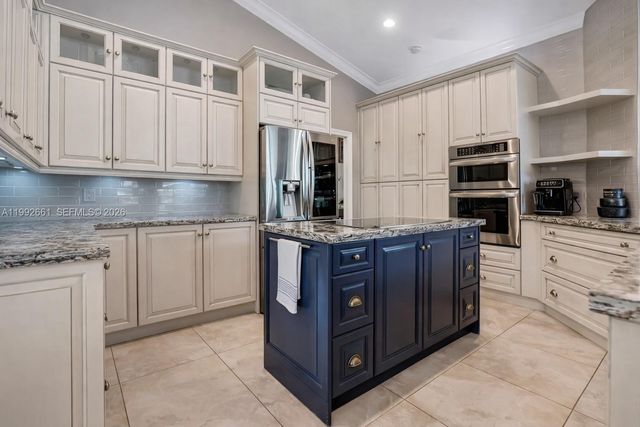 343 Coconut Cir, Weston, FL 33326