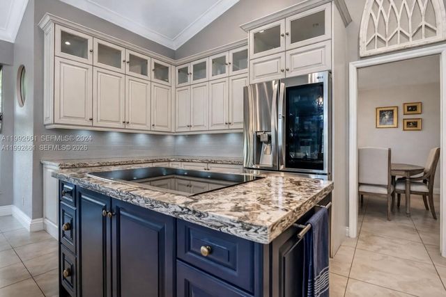 343 Coconut Cir, Weston, FL 33326