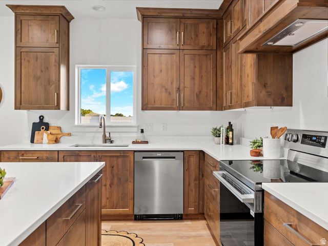 1267 W 2350 S, Perry, UT 84302