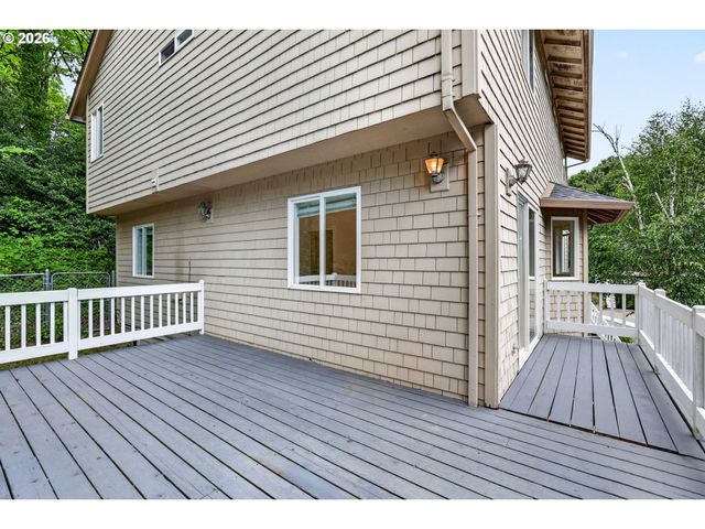 6065 Sw TAYLOR St, Portland, OR 97221