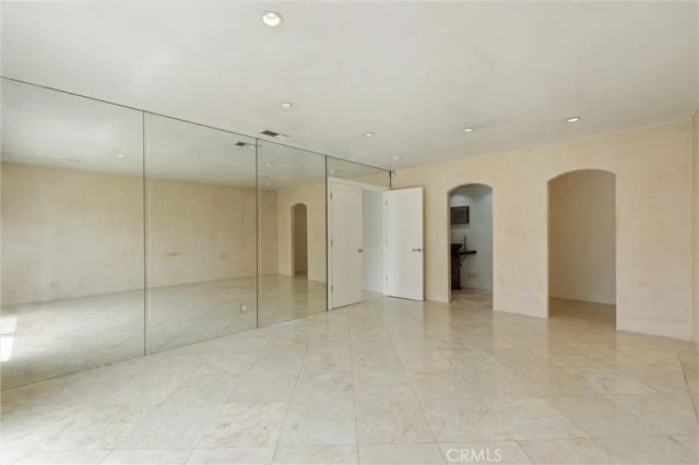 941 Jasmine Circle, Costa Mesa, CA 92626