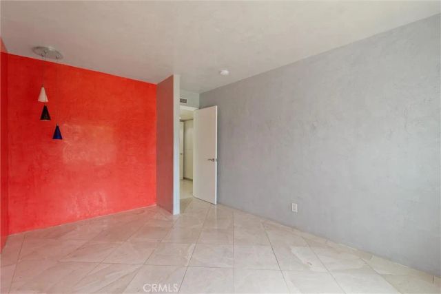 941 Jasmine Circle, Costa Mesa, CA 92626