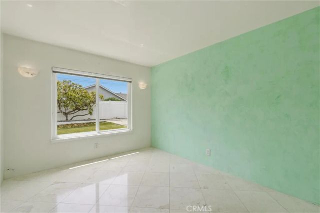 941 Jasmine Circle, Costa Mesa, CA 92626