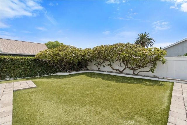 941 Jasmine Circle, Costa Mesa, CA 92626