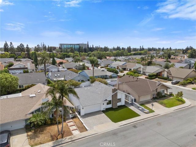 941 Jasmine Circle, Costa Mesa, CA 92626