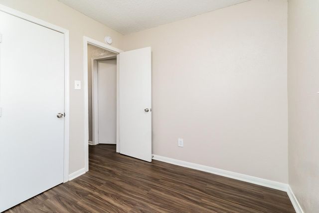 7218 Wren Circle, Texas City, TX 77591