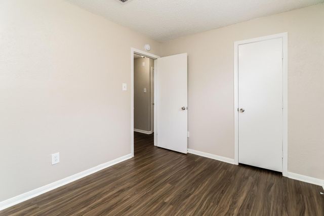 7218 Wren Circle, Texas City, TX 77591